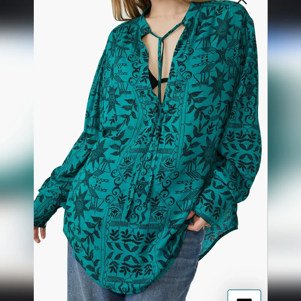 Free People Mia Floral Print Tie Neck Tunic Top in Poison Ivy Combo